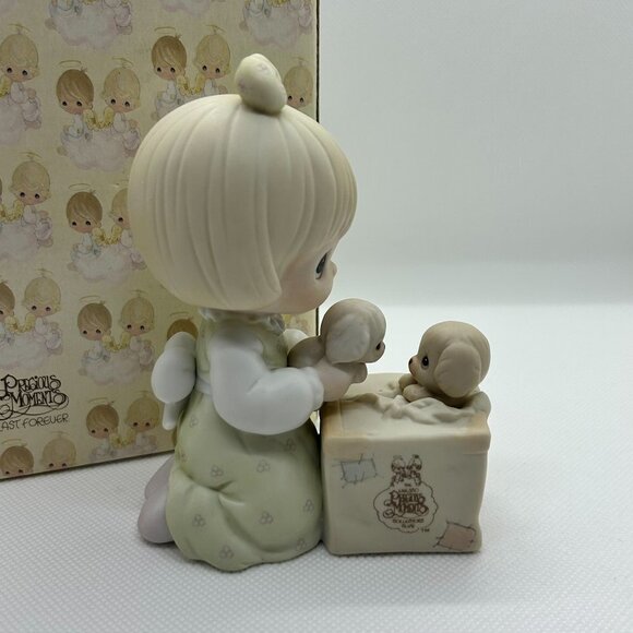 Precious Moments "Only room for one more" 1989 members only figurine - Picture 1 of 3